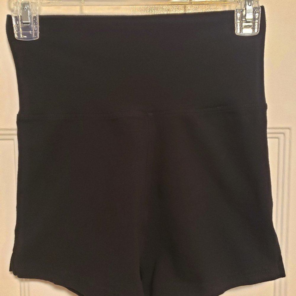 GIRLS BLACK MOPAS STRETCH ATHLETIC SHORTS - ELASTIC WAIST - GIRLS S - RN 65914
